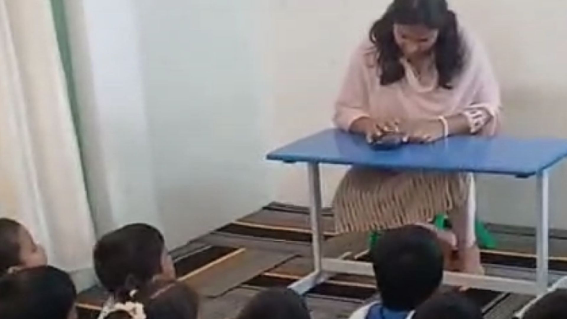 Mobile usage for kids awareness video 3444